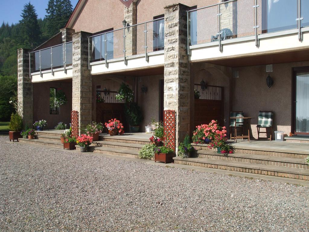 Tigh Na Bruach B&B Invermoriston Ngoại thất bức ảnh